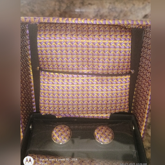 CLERICCI MENS GIFT SET TIE HANKIE & CUFF LINK DESIGNER BOX. - Picture 2 of 7